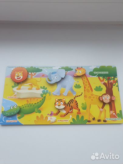 Развивающие игрушки: цилиндры Монтессори и др