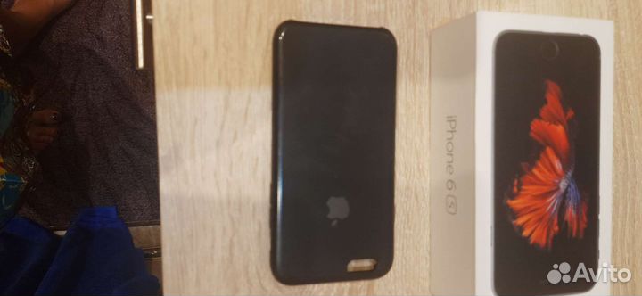 iPhone 6S, 64 ГБ