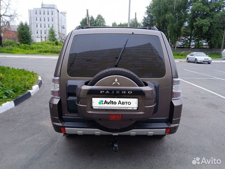 Mitsubishi Pajero 3.0 AT, 2010, 290 000 км