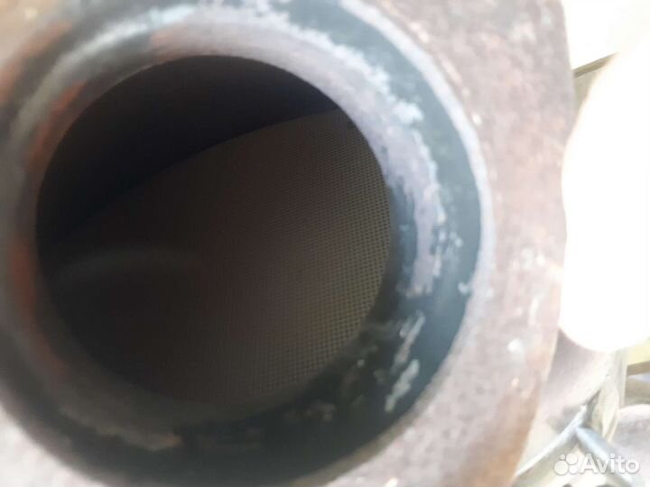 Продам бу катализатор Лада Ларгус