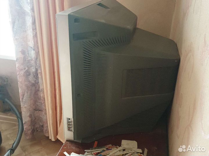 Телевизор бу LG