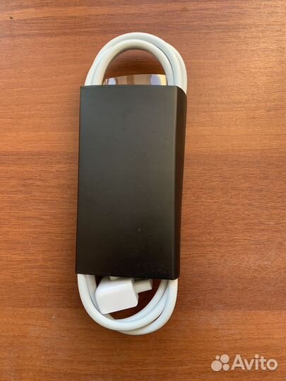 Провод для зарядки MacBook