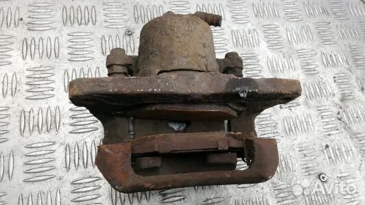 Суппорт тормозной передний правый toyota RAV 4 ZCA2 (HEA12N701)