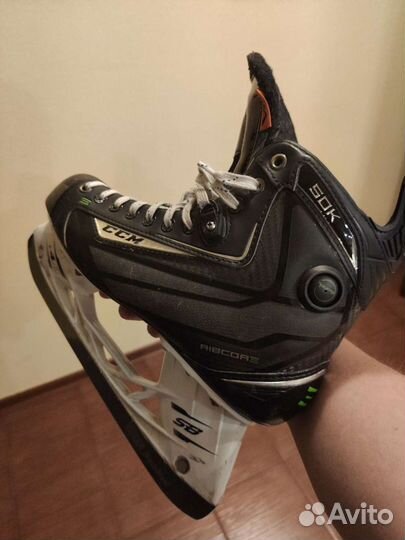 Коньки хоккейные ссм