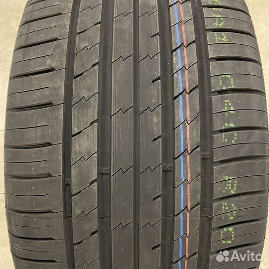 Tracmax X-Privilo RS01+ 285/40 R22 110Y