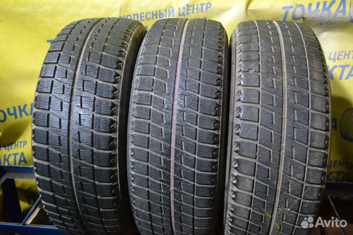 Bridgestone Blizzak Revo2 215/60 R17