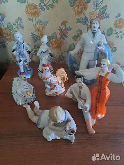 Фарфоровые статуэтки