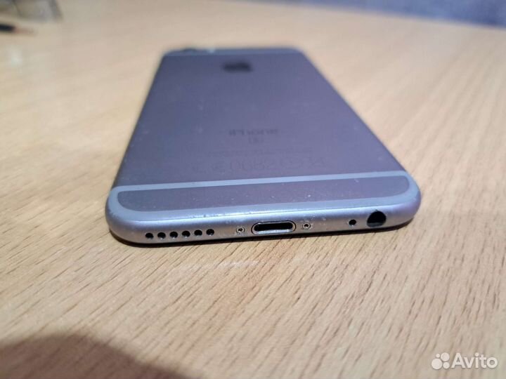 Телефон iPhone 6s