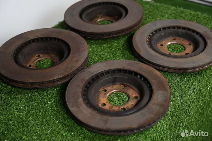 Диск тормозной передний Audi Q5 2.0 дизель 2021