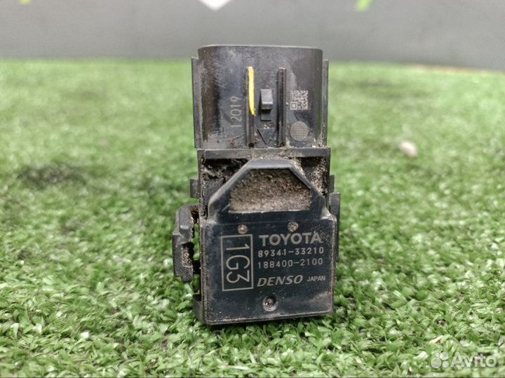 Датчик парковки задний Toyota Camry ASV50 2AR-FE