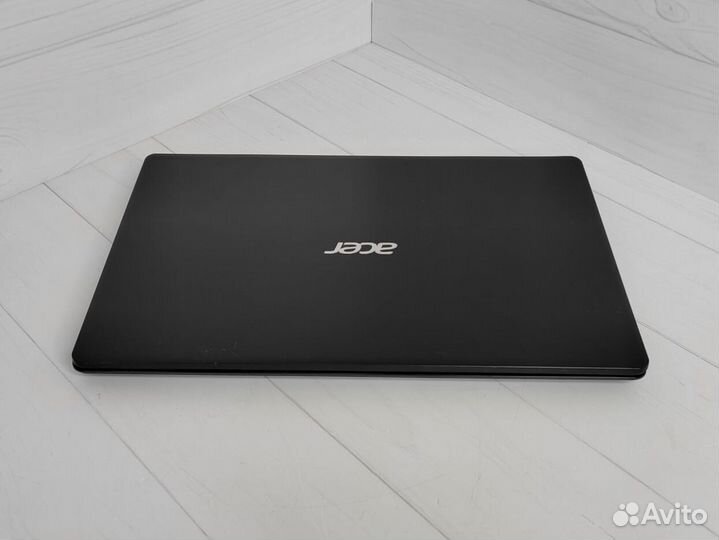 FullHD процессор Core i3-10 Acer Ноутбук