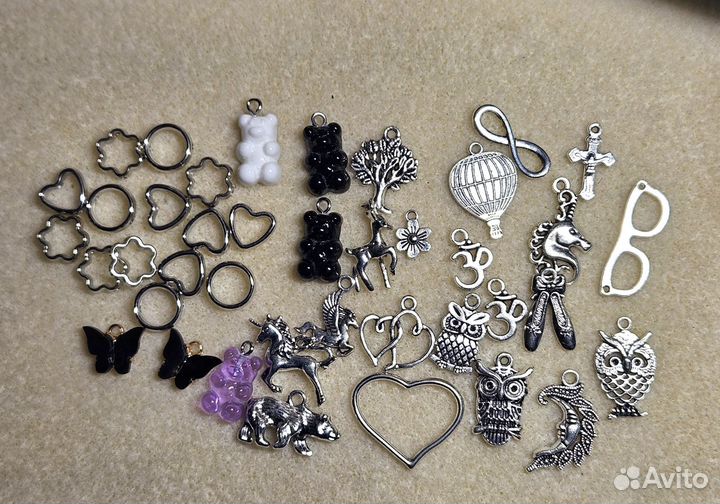 Шармы и подвески