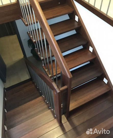 Металлокаркас лестницы