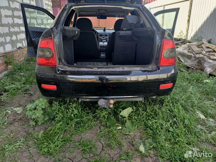 Фаркоп на priora