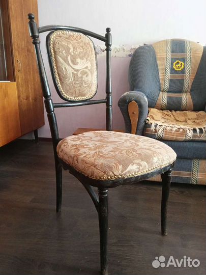 Стул старинный
