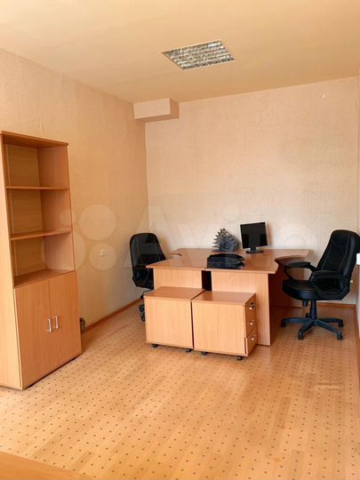 Офис 18 м², с водой 36 м²
