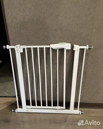 Защиный барьер калитка для дверного проема