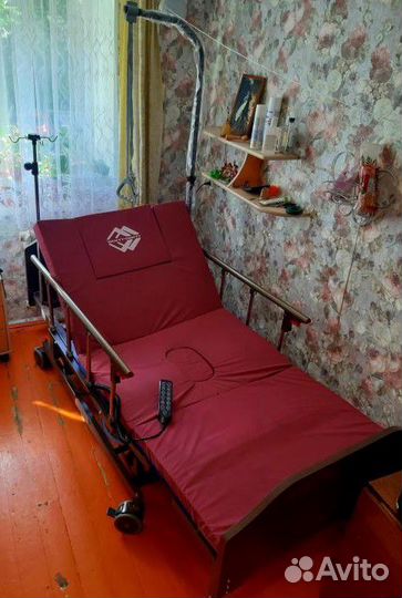 Медицинская кровать мет для лежачих больных рассро