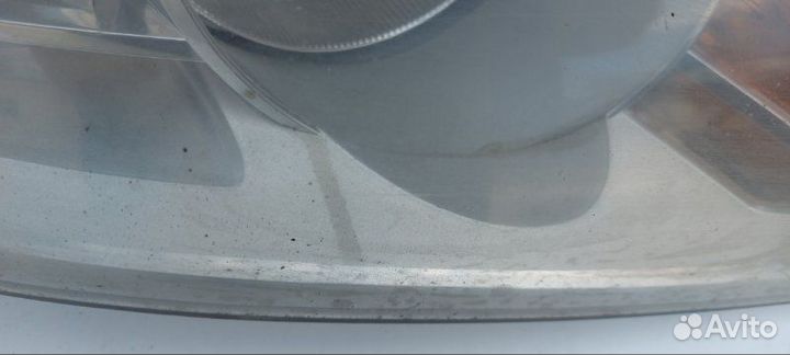 Фара галогеновая передняя правая Ford Focus 2