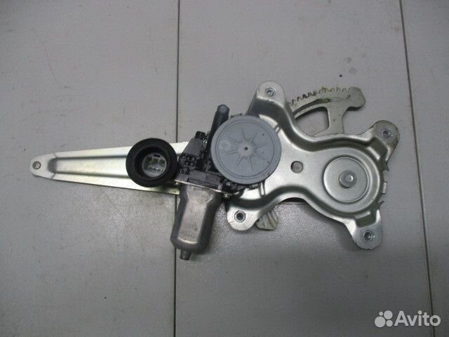 Стеклоподъемник электрический задний правый Toyota