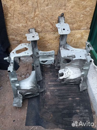 Рено Сценник 2 четверть, лонжерон