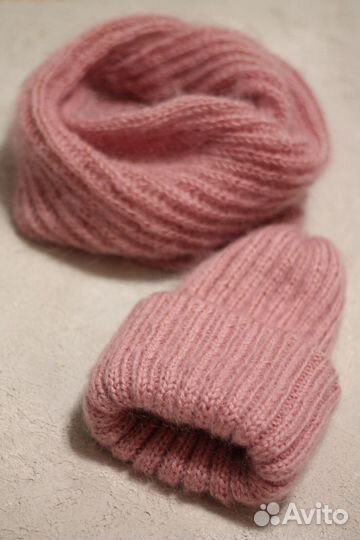 Шапка и снуд из мохера, ручной работы