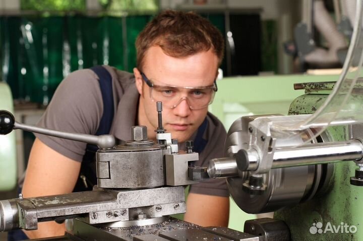 Слесарь сборщик изделий вахта в Ульяновске