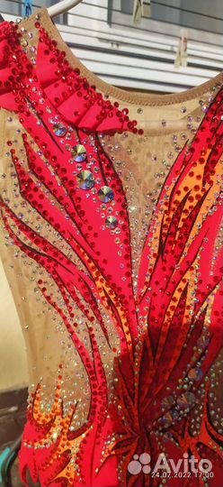 Продам купальник для гимнастики