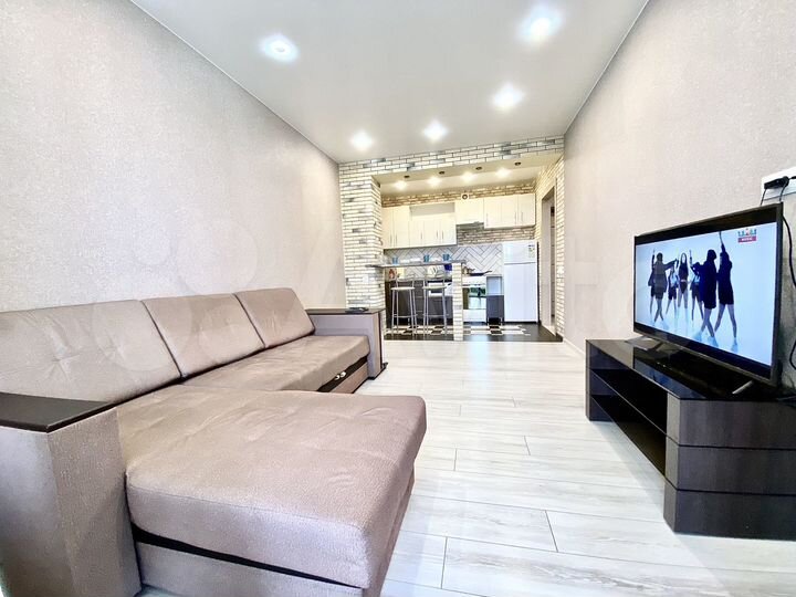 2-к. квартира, 52 м², 16/16 эт.