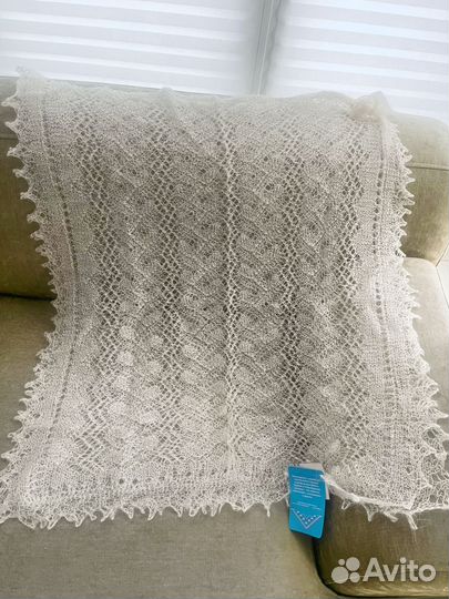 Оренбургский пуховый платок, молочный, новый