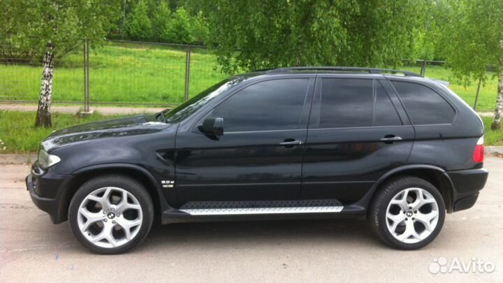 Расширители арок на BMW X5E53