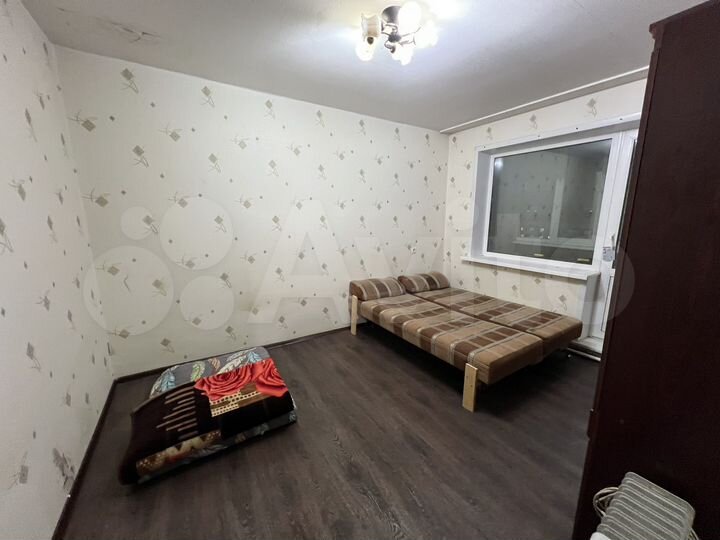 3-к. квартира, 50 м², 1/5 эт.