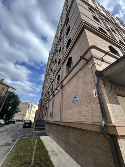 2-к. квартира, 77,1 м², 5/9 эт.