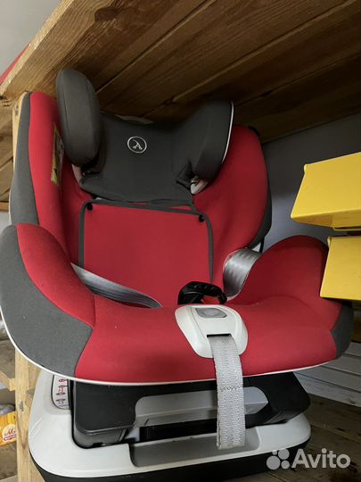 Детское кресло, самокат и коляска