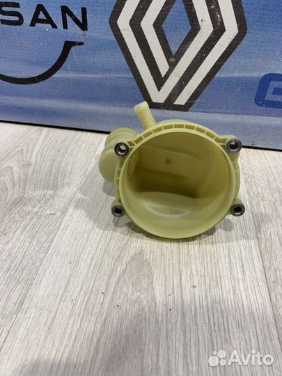 Бачок эгур гур насоса электрогидроусилителя руля R