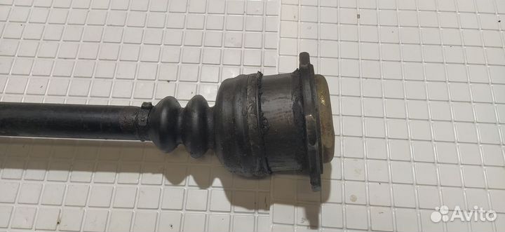 Полуось передняя правая Audi A8 D2