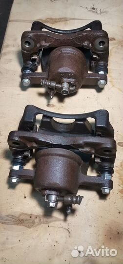 Суппорт передний toyota yaris