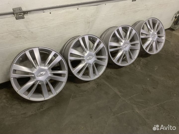 Комплект литых дисков LADA Vesta R16 Пталомей