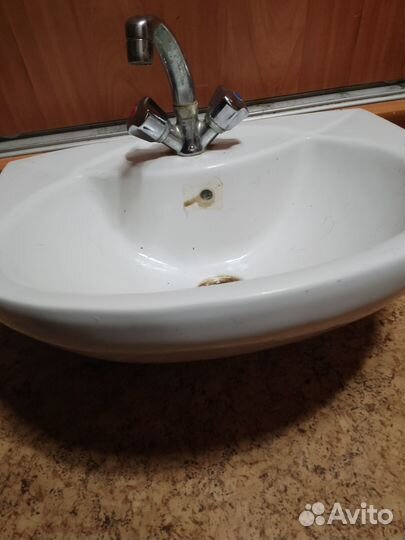Раковина в ванную маленькая бу