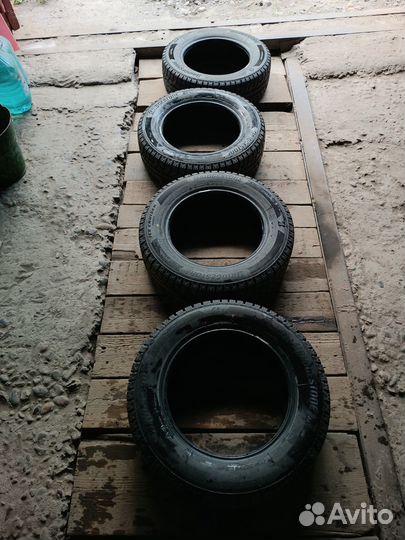 Bridgestone Ice Cruiser 7000S 175/65 R14 82T