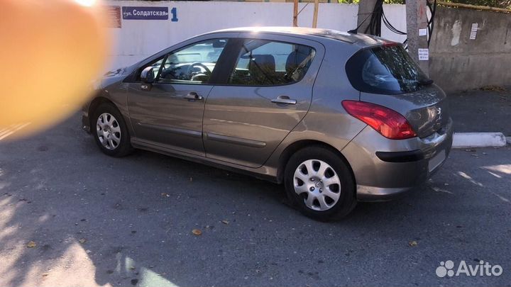 Peugeot 308 1.6 AT, 2011, 180 000 км