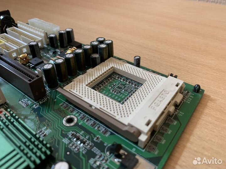 Совершенно новая материнская плата pga 370 Acorp