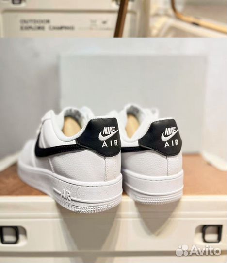 Nike Air Force 1 white black