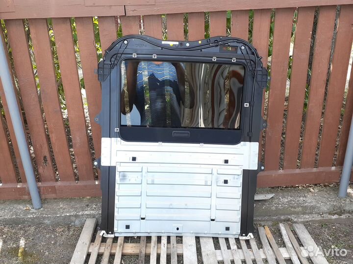 Люк Mercedes W221 S500 M273.961 A2217800029