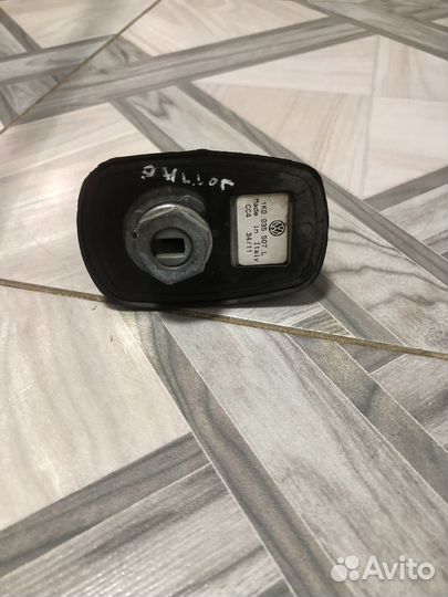 Антенна Volkswagen Jetta 6