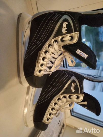 Коньки хоккейные 37 р
