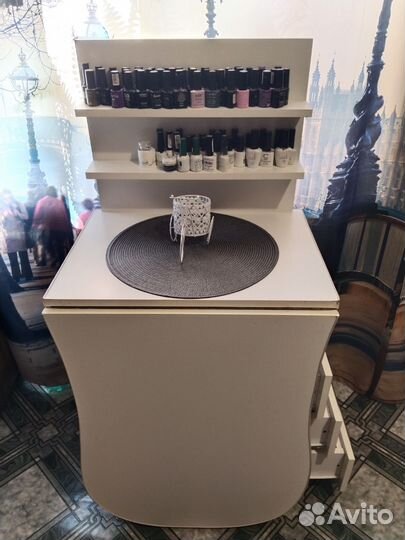 Маникюрный стол складной бу