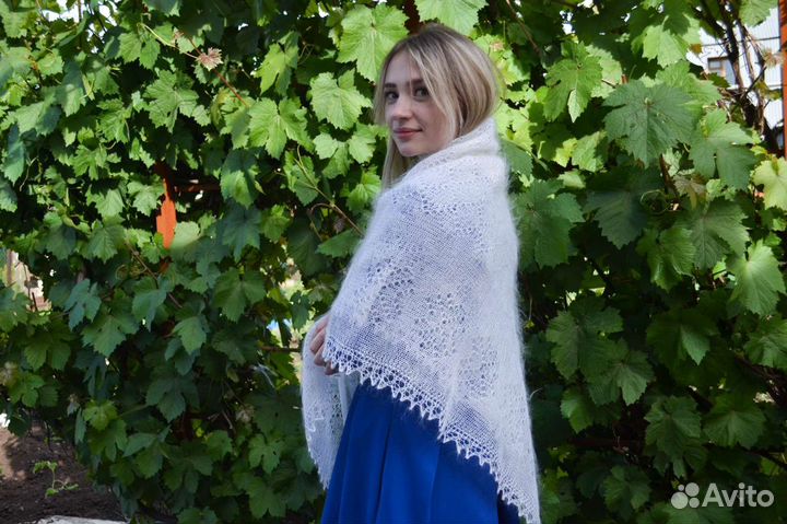 Платок пуховый оренбургский(паутинка) 120х120