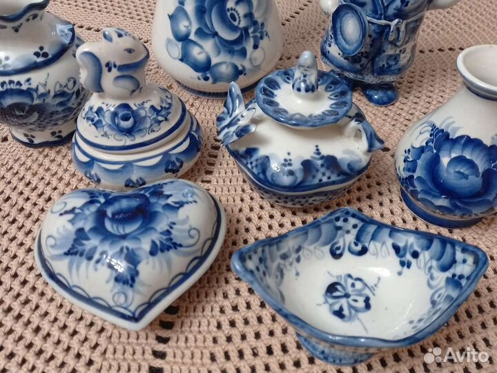 Фарфоровые статуэтки Гжель