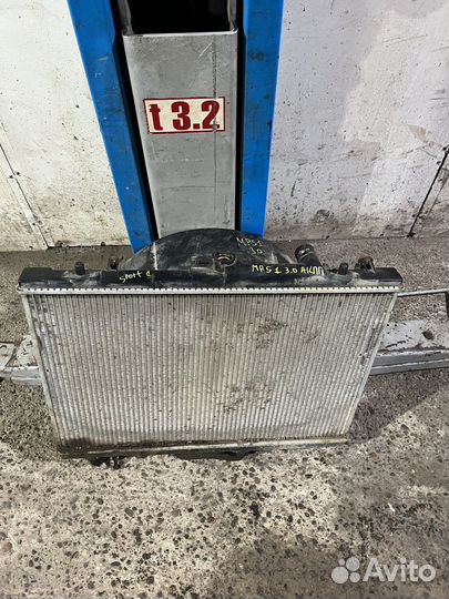 Радиатор охлаждения Mitsubishi Pajero Sport 1